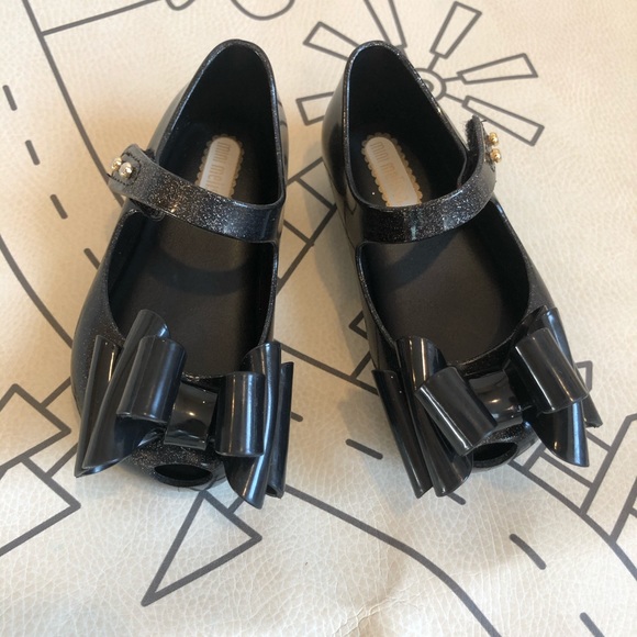 Black bow Mini Melissas - Picture 1 of 5